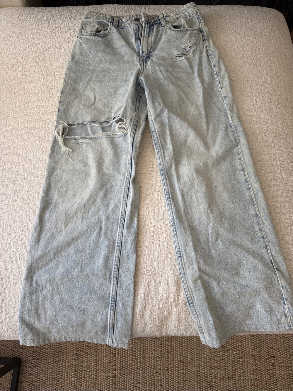 H&M Light Wash Distressed Mom Jeans(Short/ Petite Length)